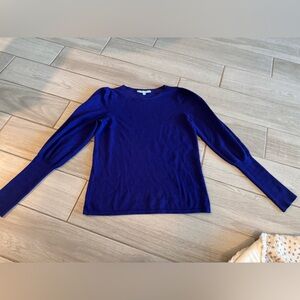 Antonio Melani bell sleeve sweater size Xs‎ purple